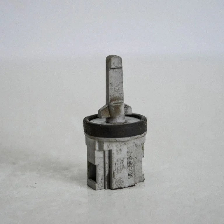 Oil temperature sensor – Volkswagen Golf IV (1998-2005)