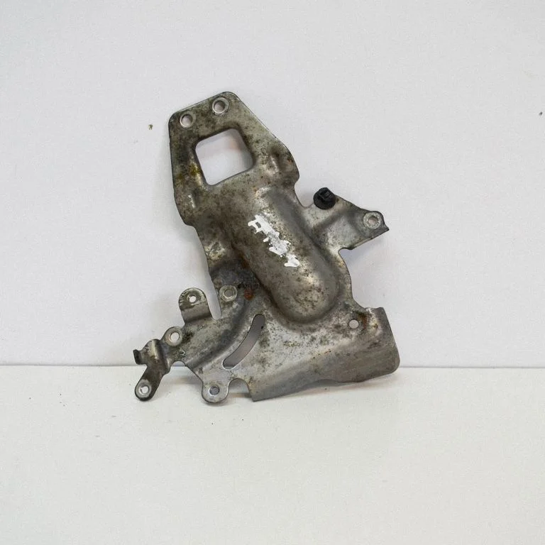 Muu mootoriruumi osa A6510901641