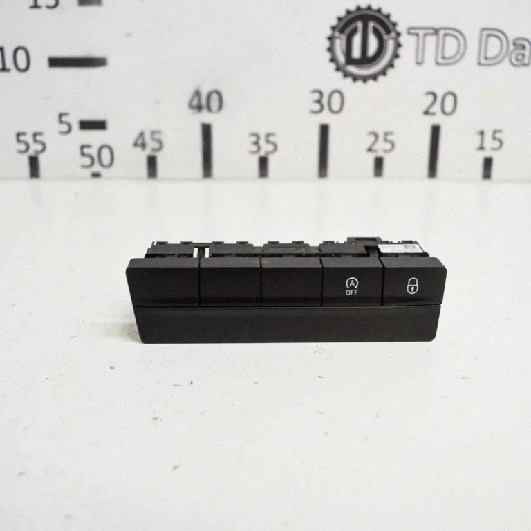 A set of switches – Skoda Octavia Mk3 (5E) (2013-2019)