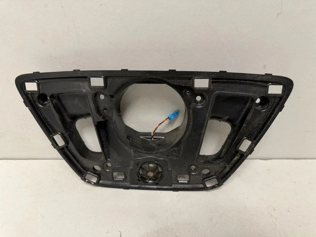 Armatuurlaua kõlar – BMW X6 G06 (2019-)