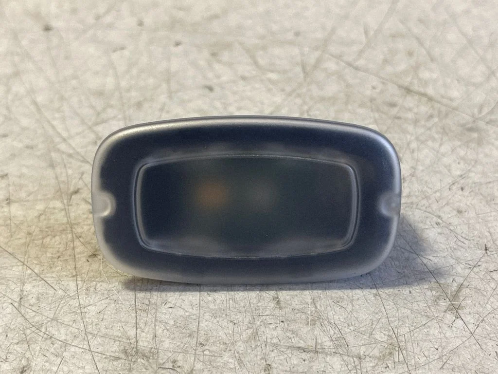 Inna lampka wnętrza – Mercedes-Benz Klasa B W247 (2018-)