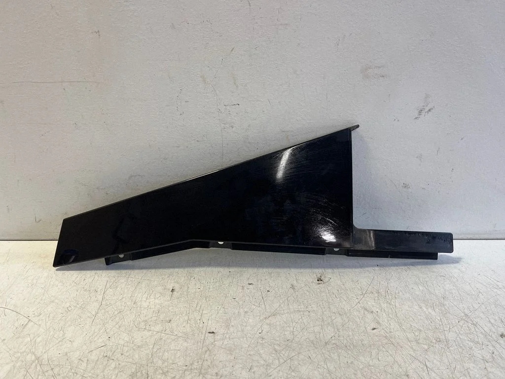 Other rear door trim element – Mercedes-Benz B-Class W247 (2018-)
