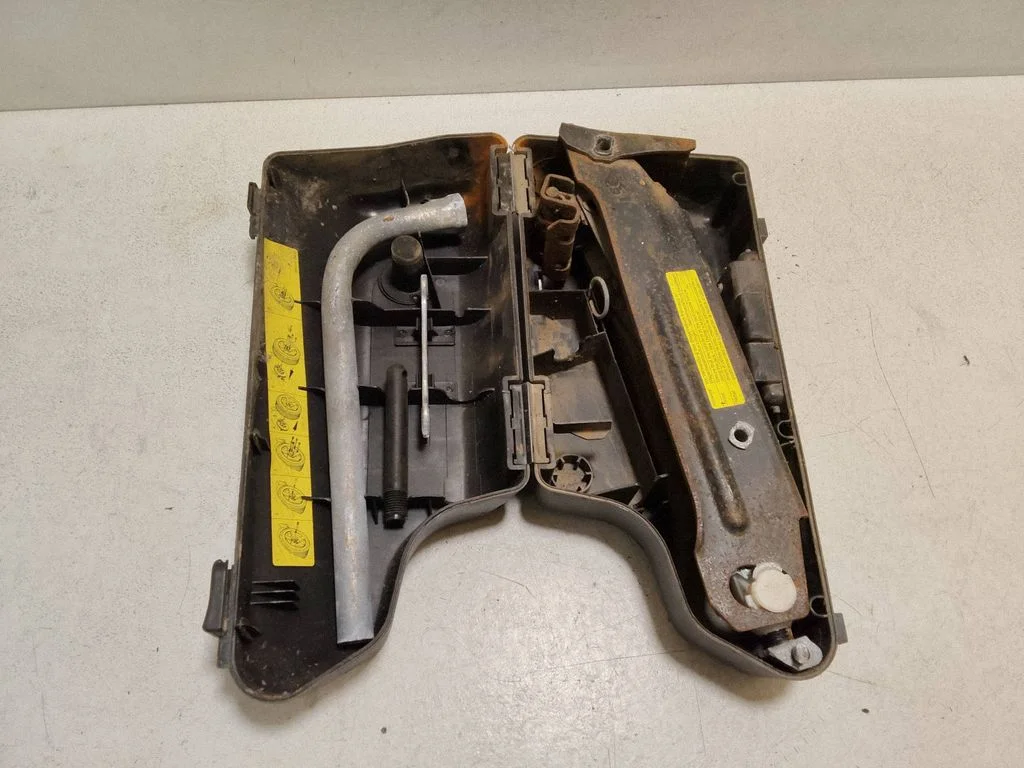 Instrumentu komplekts – Audi A6 Allroad C5 (1999-2005)