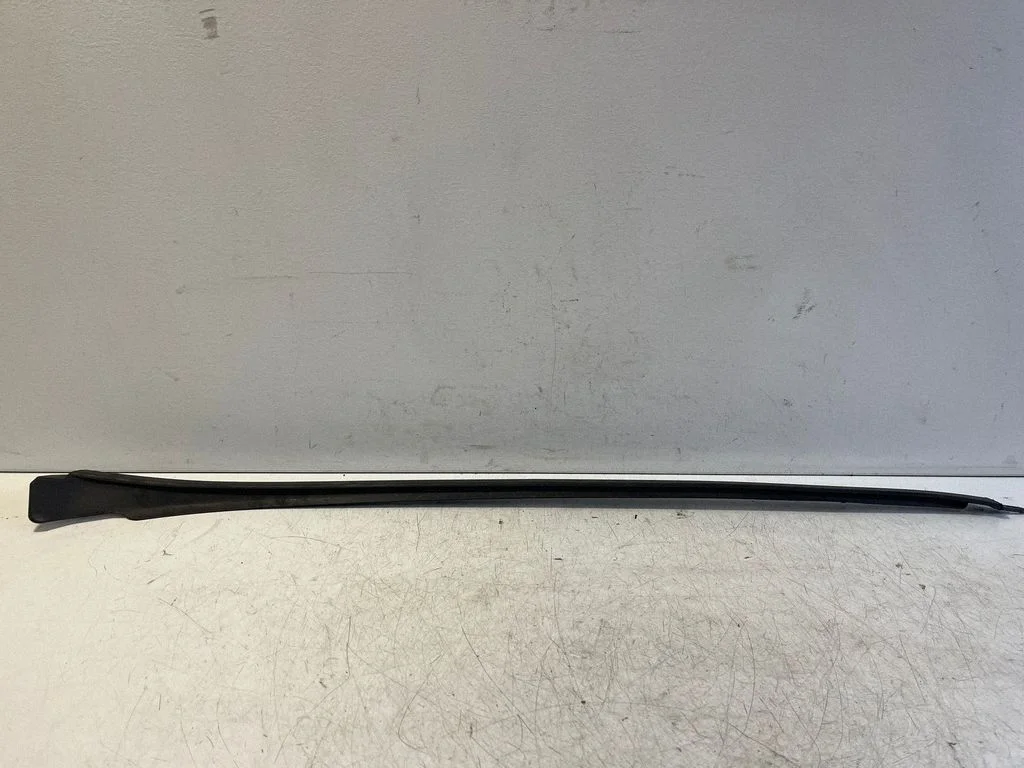 Windshield trim – Mercedes-Benz B-Class W247 (2018-)