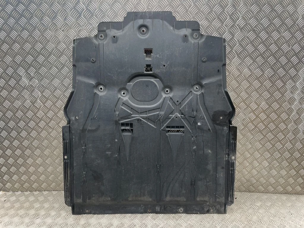 Engine splash shield/under tray – Mercedes-Benz B-Class W247 (2018-)