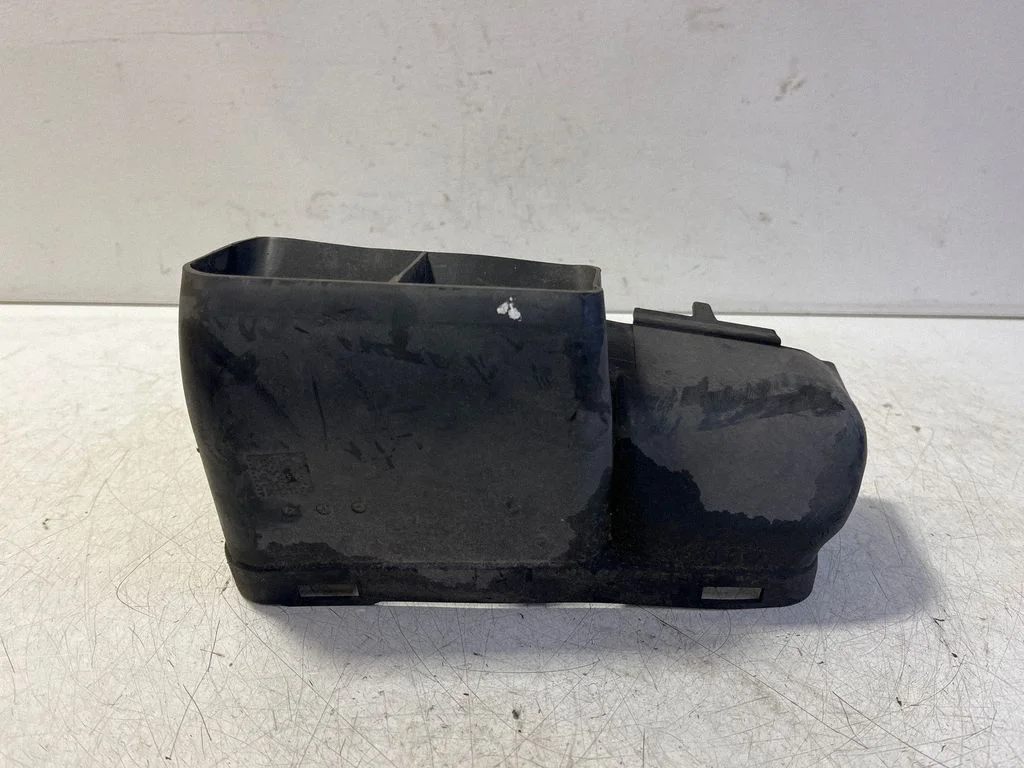 Air intake duct part – Mercedes-Benz B-Class W247 (2018-)