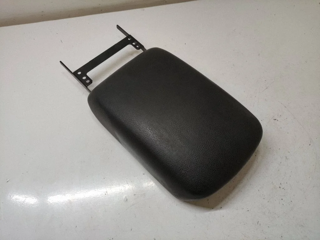 Armrest – Nissan X-Trail T31 (2007-2014)