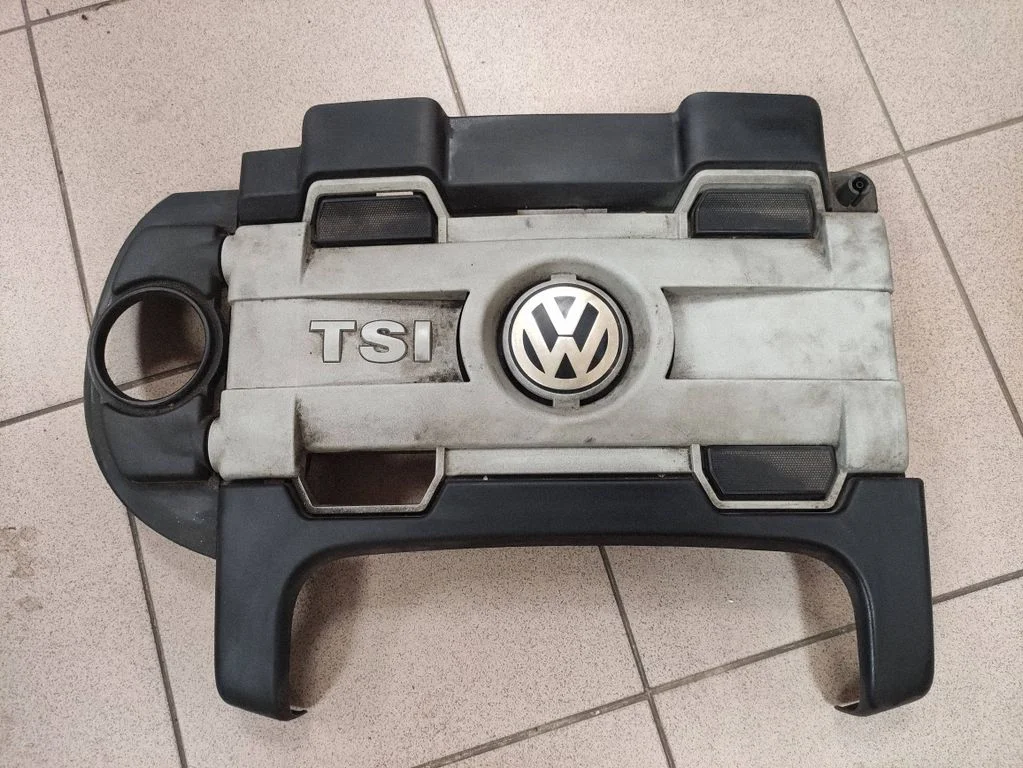 Engine cover (trim) – Volkswagen Tiguan (2007-2016)