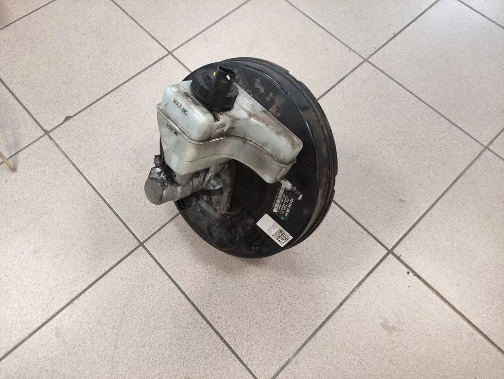 Brake booster – Volkswagen Tiguan (2007-2016)
