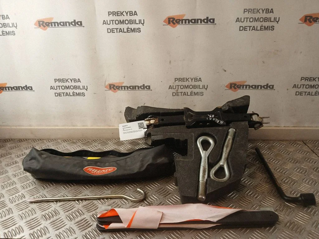 Tööriistakomplekt – Nissan Qashqai+2 (2008-2010)