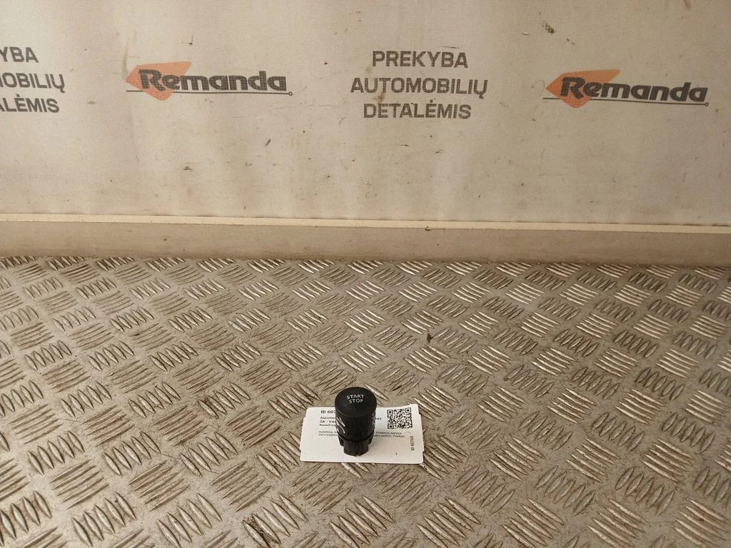 Przycisk start/stop silnika – Renault Captur (2013-2020)