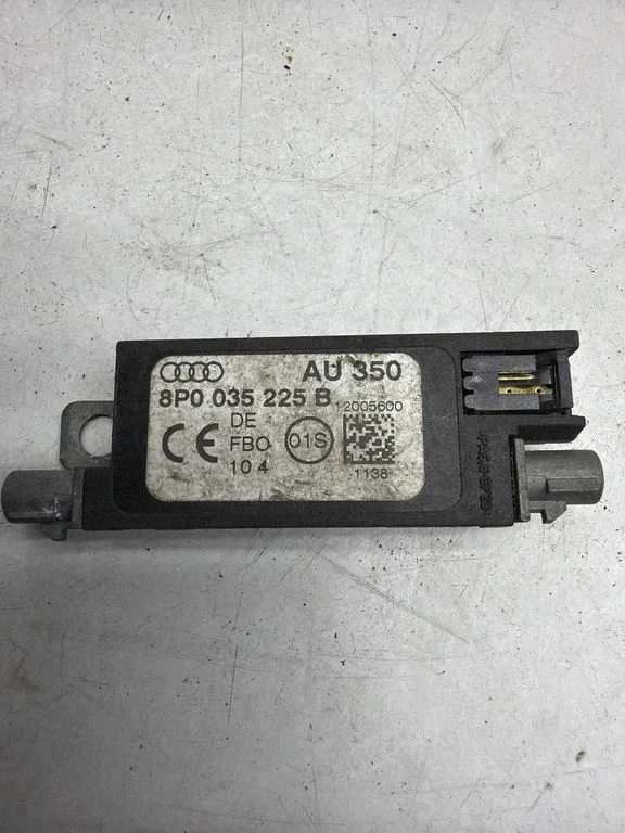 Wzmacniacz antenowy – Audi A3 S3 8P (2003-2012)