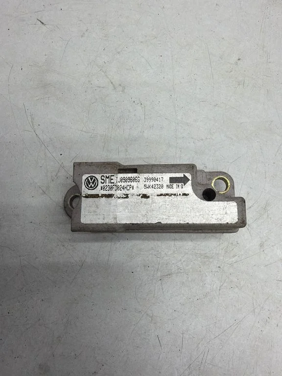 Airbag deployment crash/impact sensor – Ford Galaxy (2000-2006)
