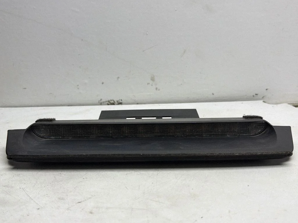Papildu stopgaismas lukturis – Volvo S80 (1999-2003)