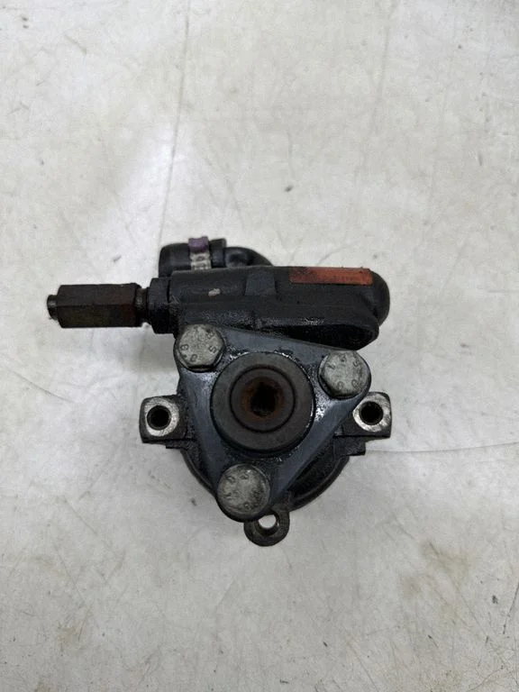 Roolivõimendi pump