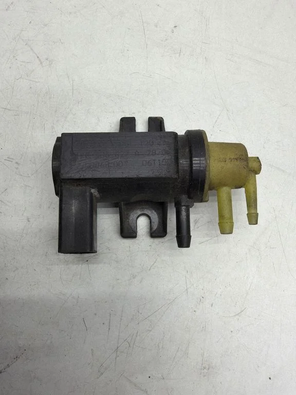 Zawór elektromagnetyczny turbo – Audi A4 S4 B8 8K (2008-2015)