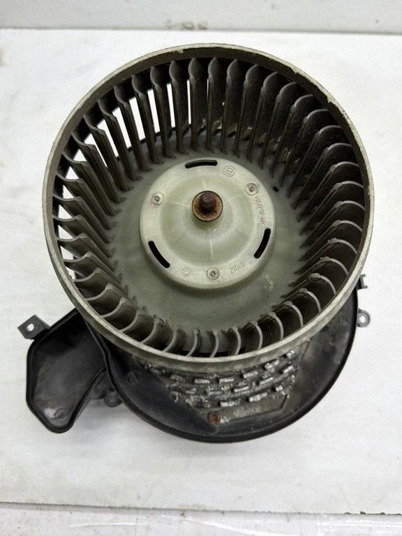 Heater fan/blower – Volvo XC90 (2003-2006)