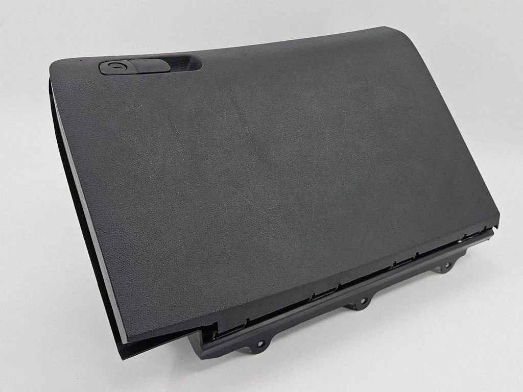 Glove box set – Dodge Challenger (2008-2023)