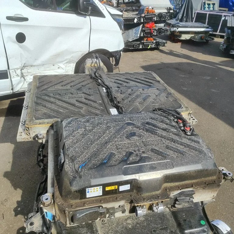 Hibrīda/elektromobiļa akumulators – Mercedes-Benz EQB (2021-)