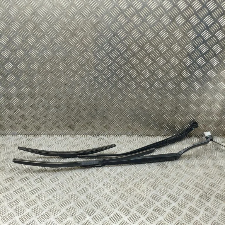 Windshield/front glass wiper blade 8522176010