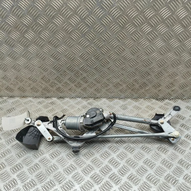 Front wiper linkage and motor 8511058030