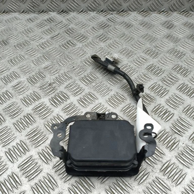 Distronic sensor radar 8821048071
