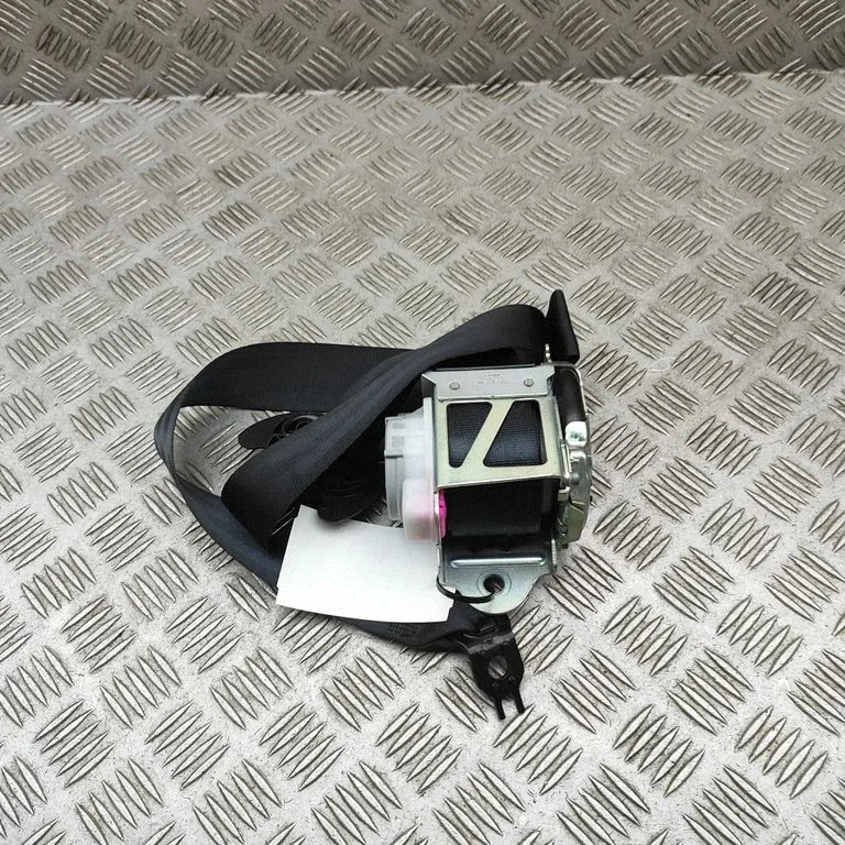 Rear seatbelt 7T0857805C