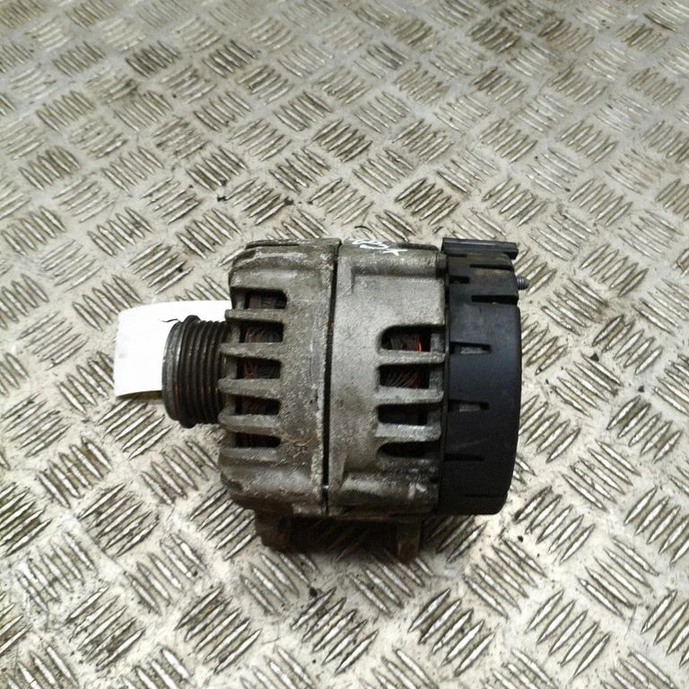Generaator 059903024A