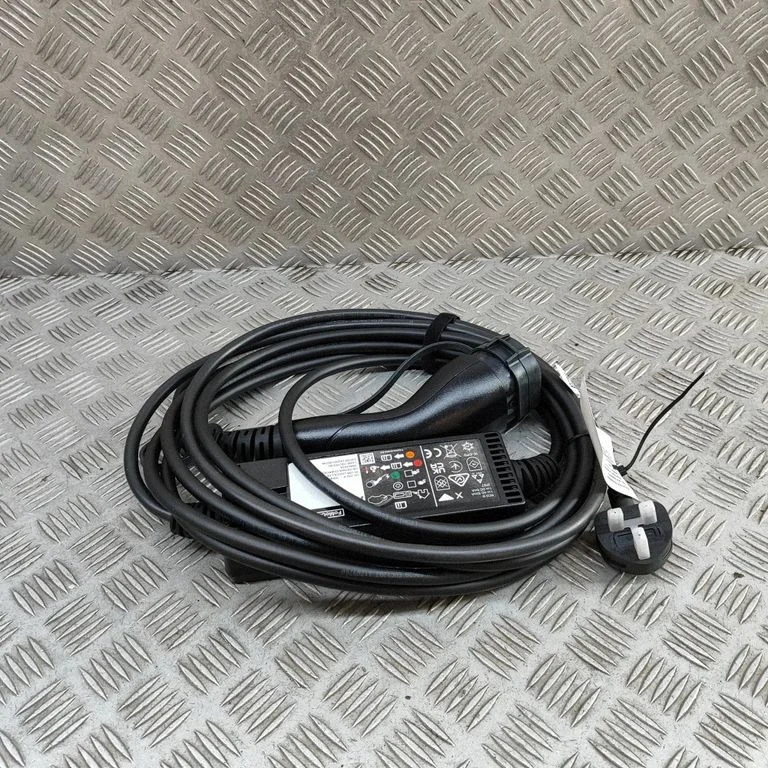 Elektromobiļa uzlādes vads – Ford Kuga III (2020-)