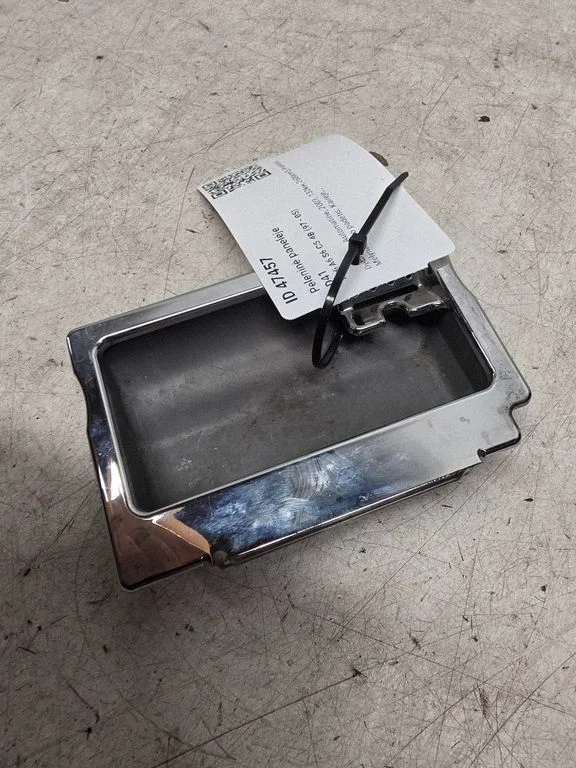 Car ashtray – Audi A6 S6 C5 4B (1997-2005)