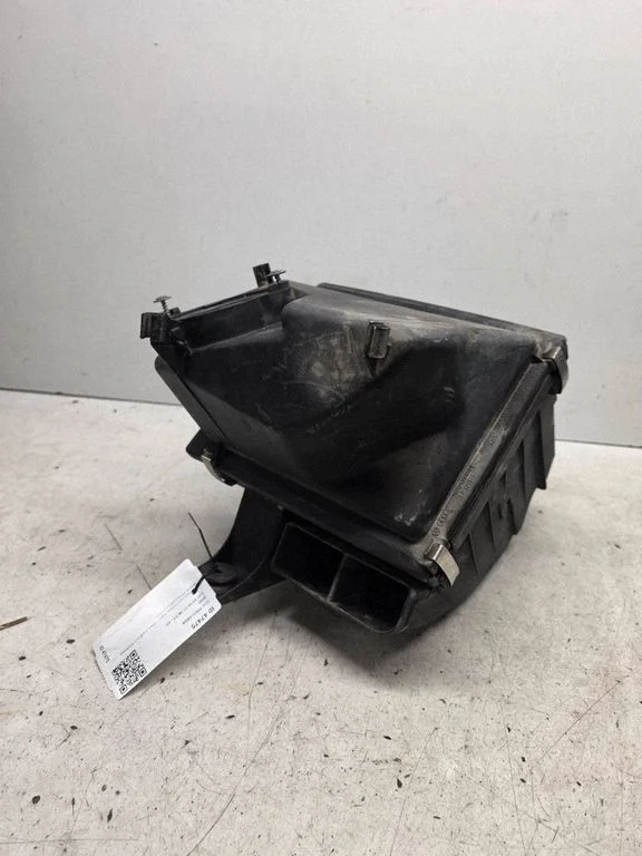 Air filter box – Audi A6 S6 C5 4B (1997-2005)