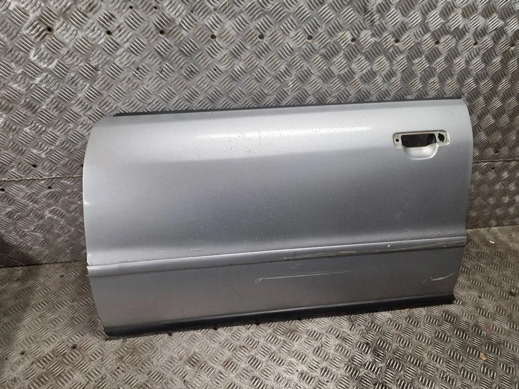 Esiuks – Audi A4 S4 B5 8D (1994-1999)