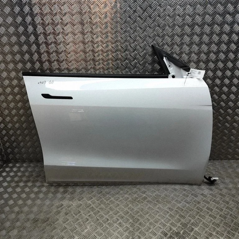 Drzwi przednie – Tesla Model Y (2020-)
