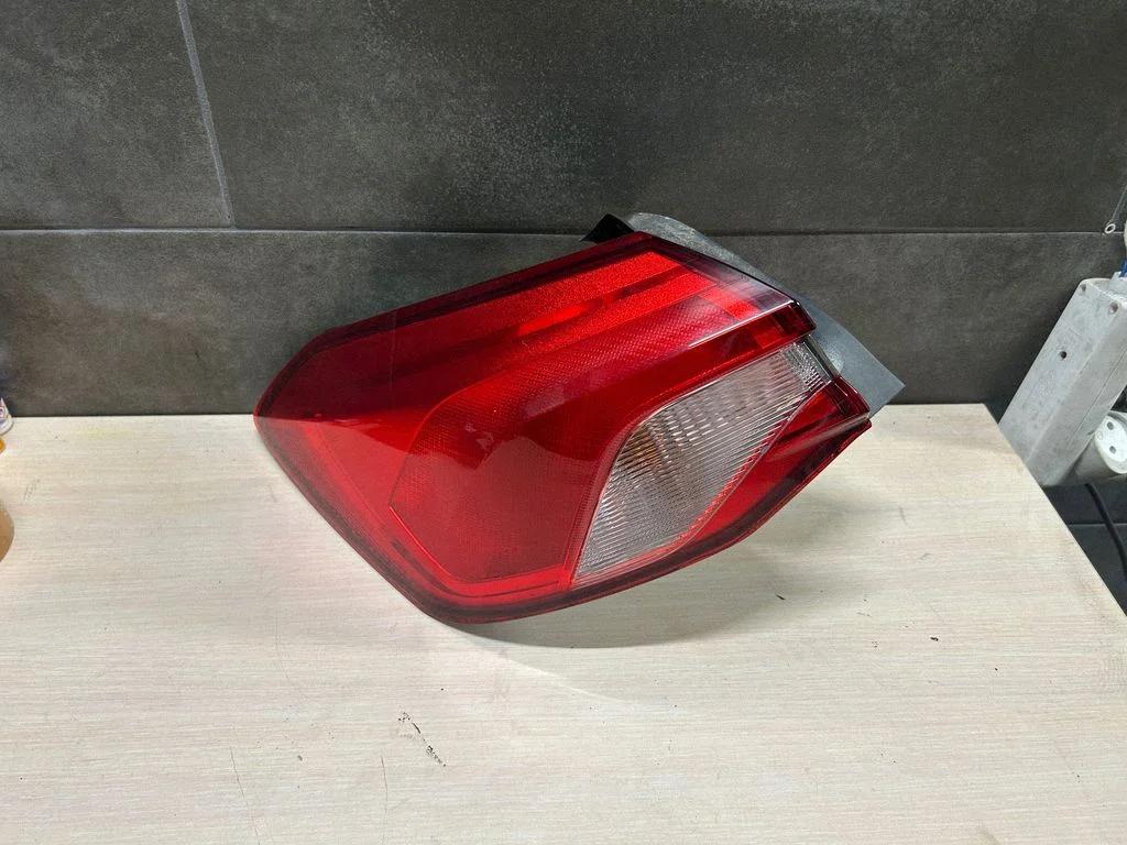 Tagatuli keres – Ford Focus (2018-)