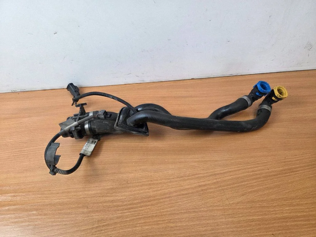 Engine coolant pipe/hose – Volvo V60 (2013-2018)