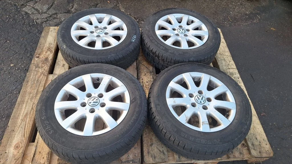 R15 vieglmetāla disks (-i) – Volkswagen Golf Plus (2005-2013)