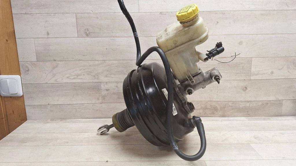 Serwo hamulcowe