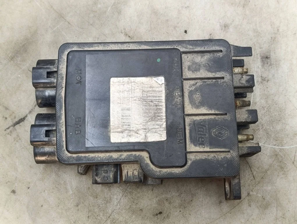 Barošanas vadības bloks – Renault Laguna III (2007-2015)