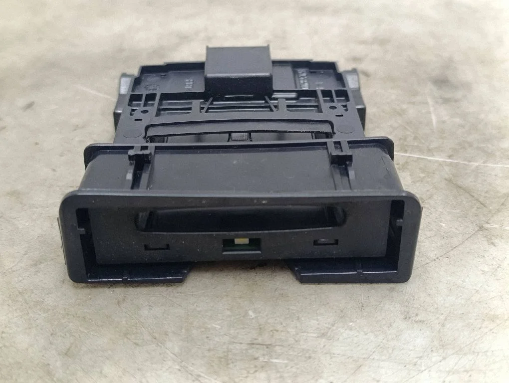 Ignition key card reader – Renault Laguna III (2007-2015)