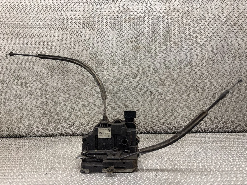 Front door lock 342155080