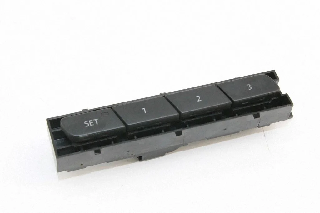 Seat control switch – Volkswagen Touareg II (2010-2018)