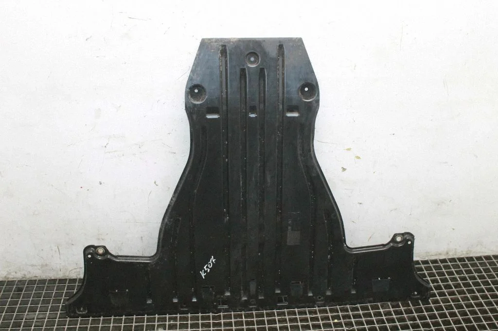 Center/middle under tray cover – Skoda Enyaq iV (2020-)