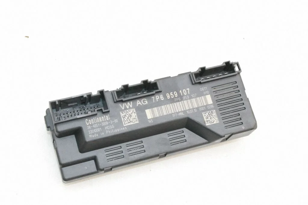 Tailgate/trunk control unit/module – Volkswagen Touareg II (2010-2018)