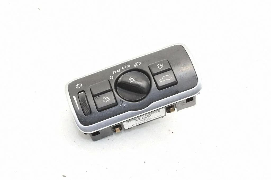 Light switch – Volvo V60 (2013-2018)