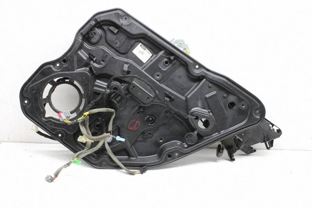 Aizmugurējā el. loga pacēlāja mehānisms bez motoriņa – Volvo V60 (2013-2018)