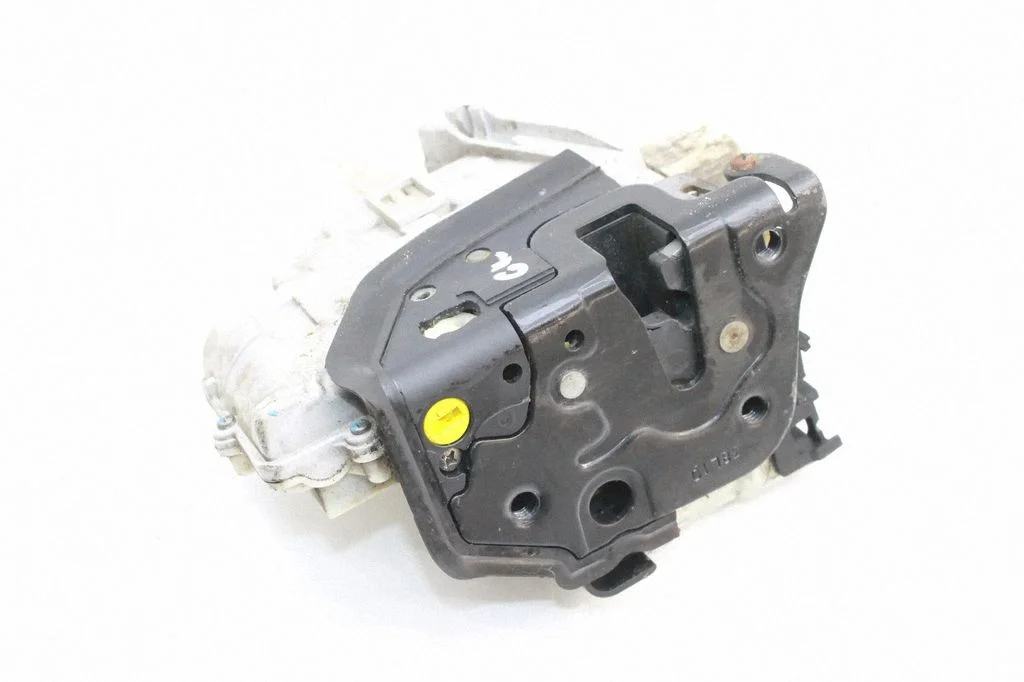 Rear door lock – Volkswagen Touareg II (2010-2018)
