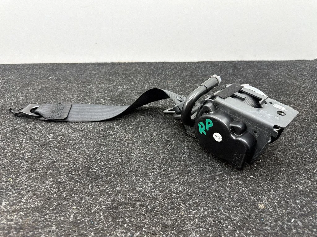 Rear seatbelt – BMW 5 Series G60 G61 (2023-)