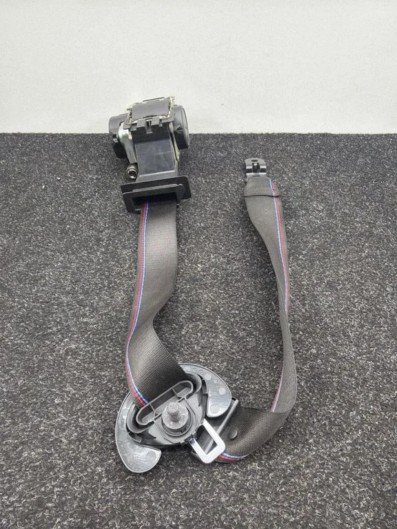 Priekšējā drošības josta – BMW Series 3 M3 G80 (2020-)