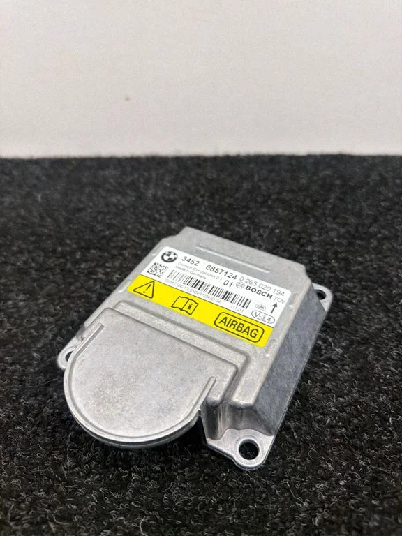 Drošības spilvenu vadības bloks – BMW 6. sērija F12 F13 (2010-2018)