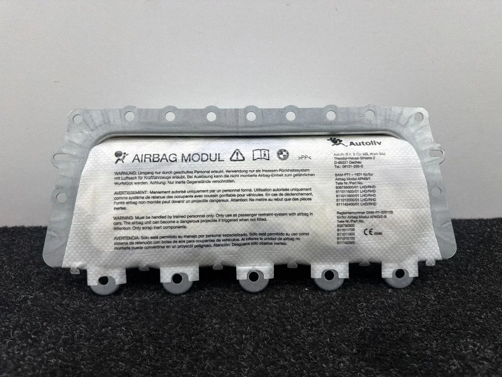 Passenger airbag – BMW 6 Series F12 F13 (2010-2018)
